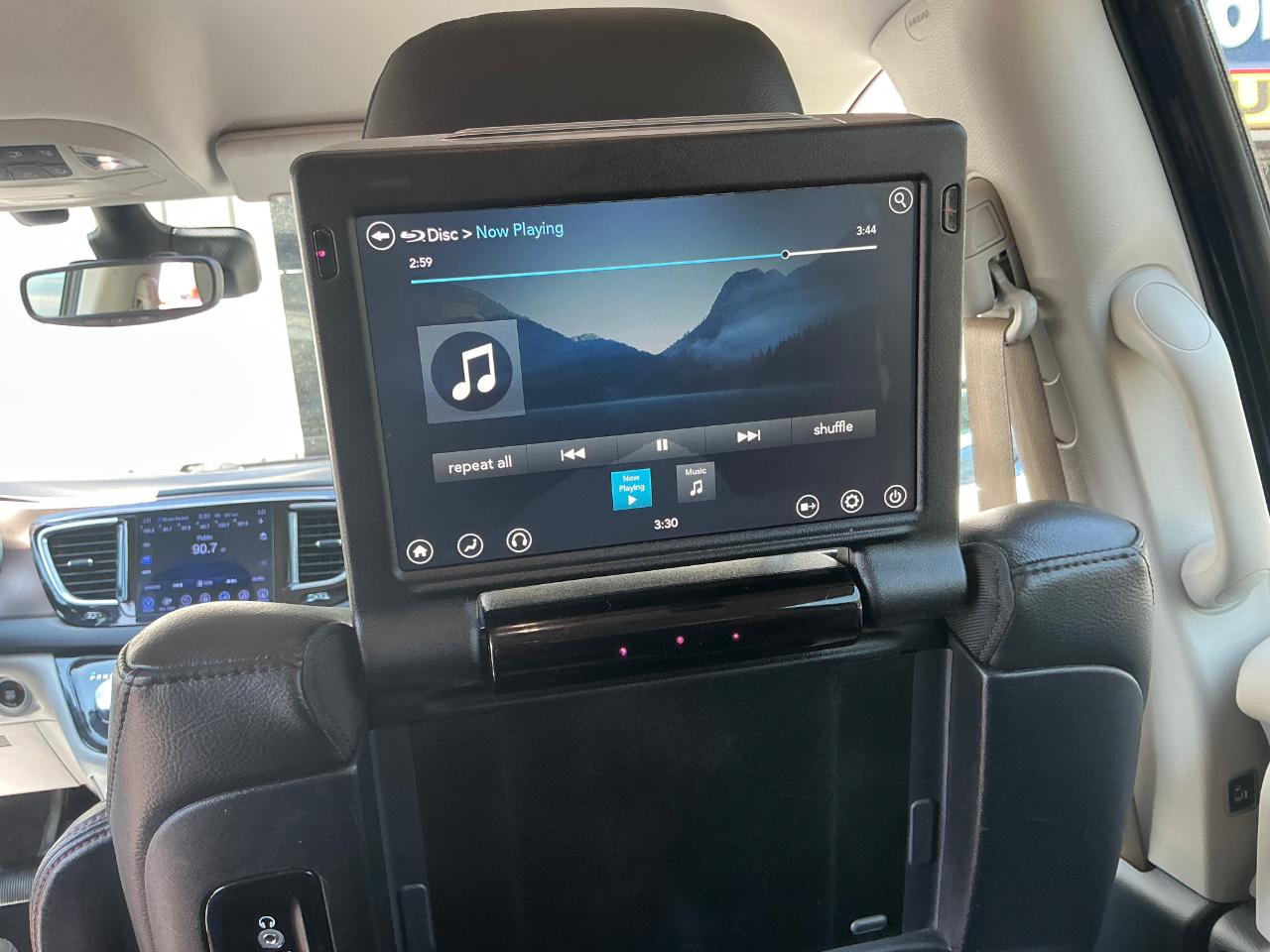 Chrysler Pacifica Touring-L Plus 2017