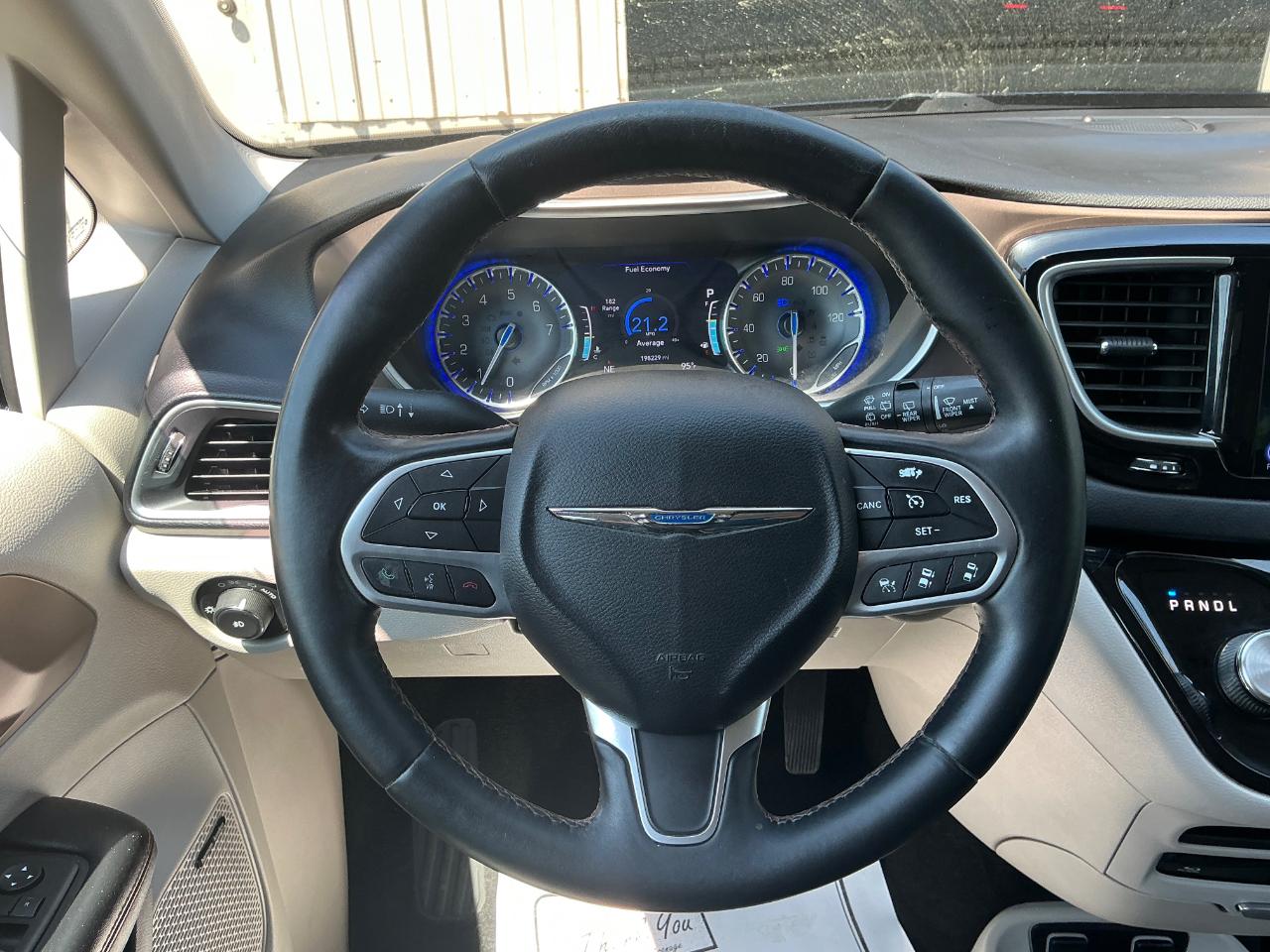 Chrysler Pacifica Touring-L Plus 2017