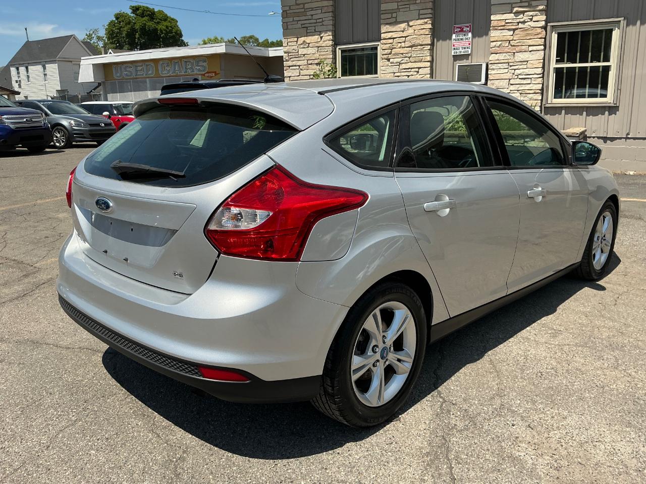 Ford Focus SE 2012