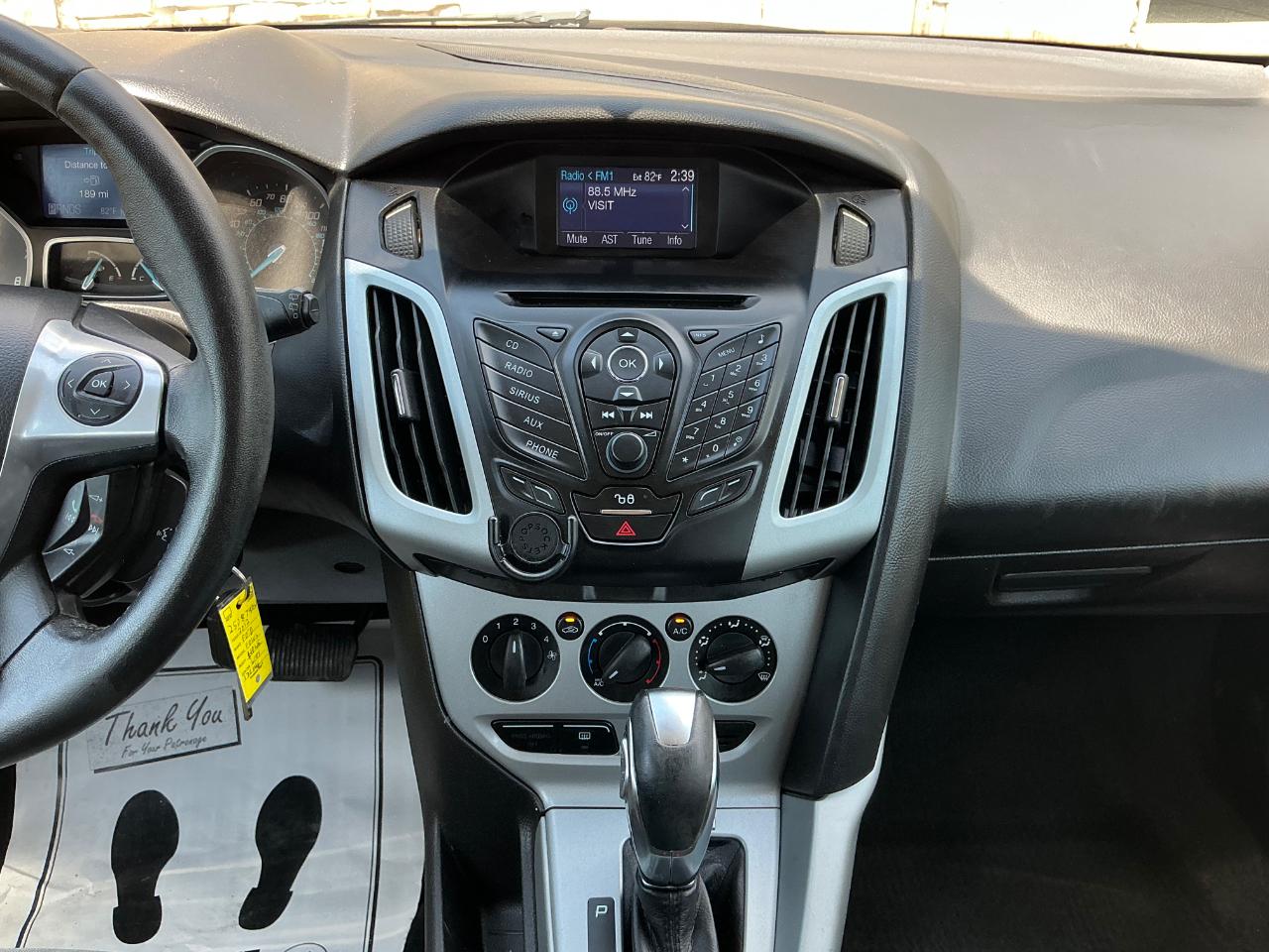 Ford Focus SE 2012