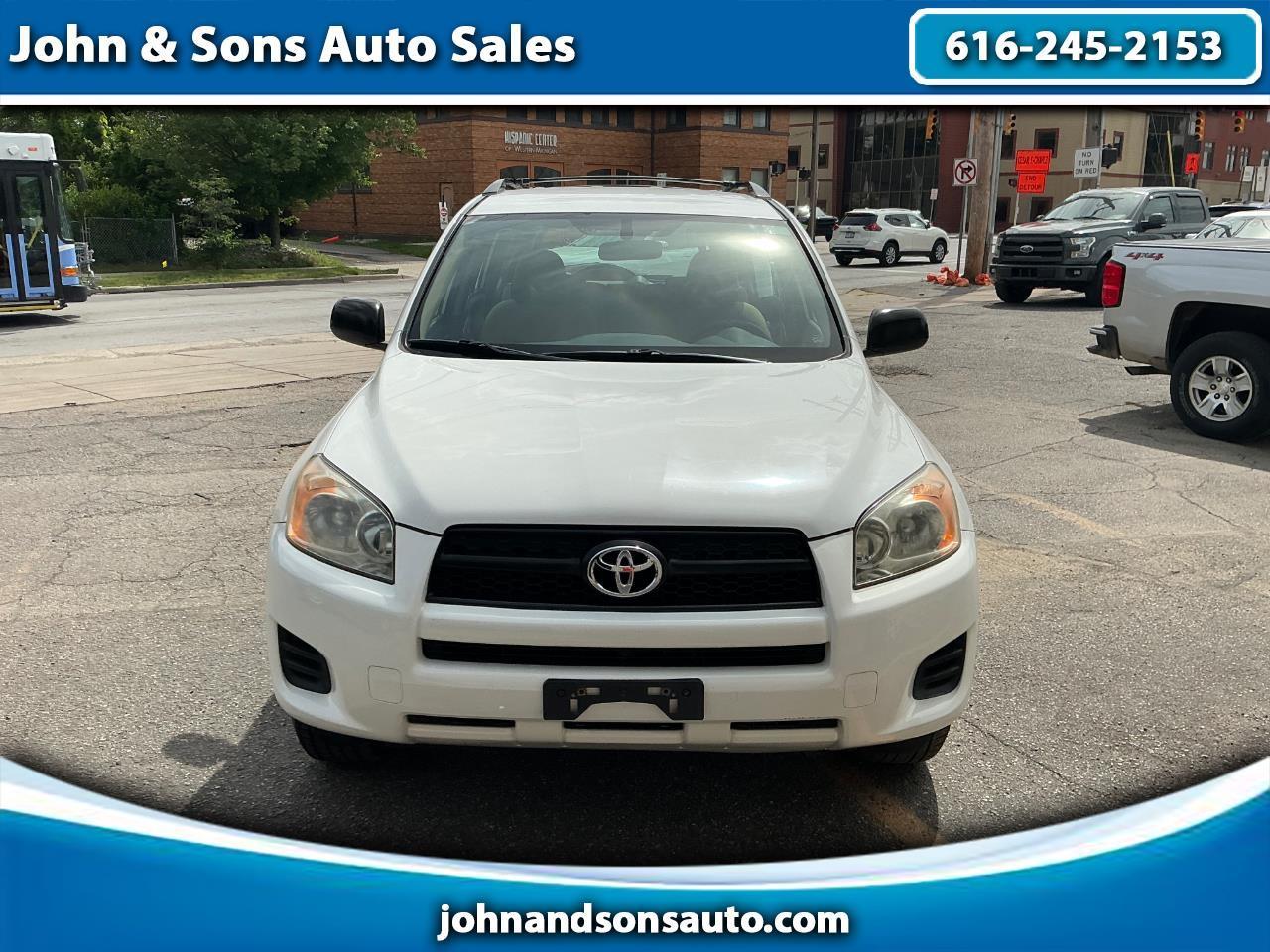 Toyota RAV4 Base I4 4WD 2009