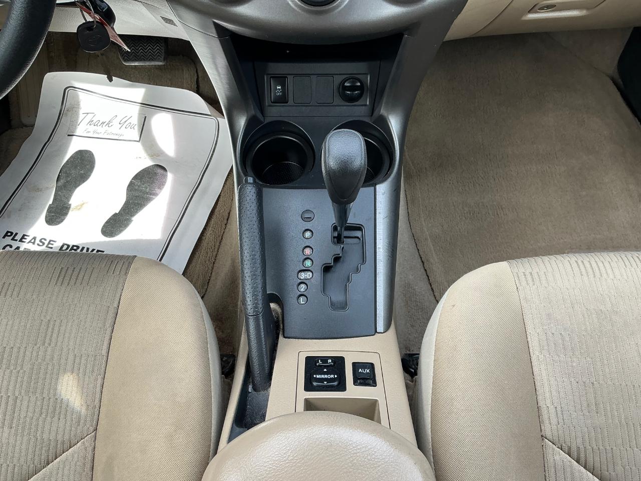 Toyota RAV4 Base I4 4WD 2009