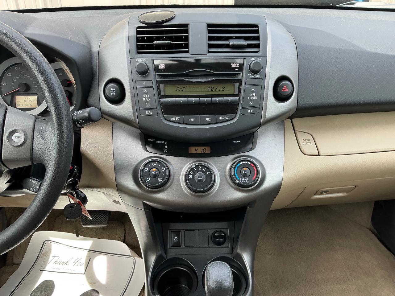 Toyota RAV4 Base I4 4WD 2009