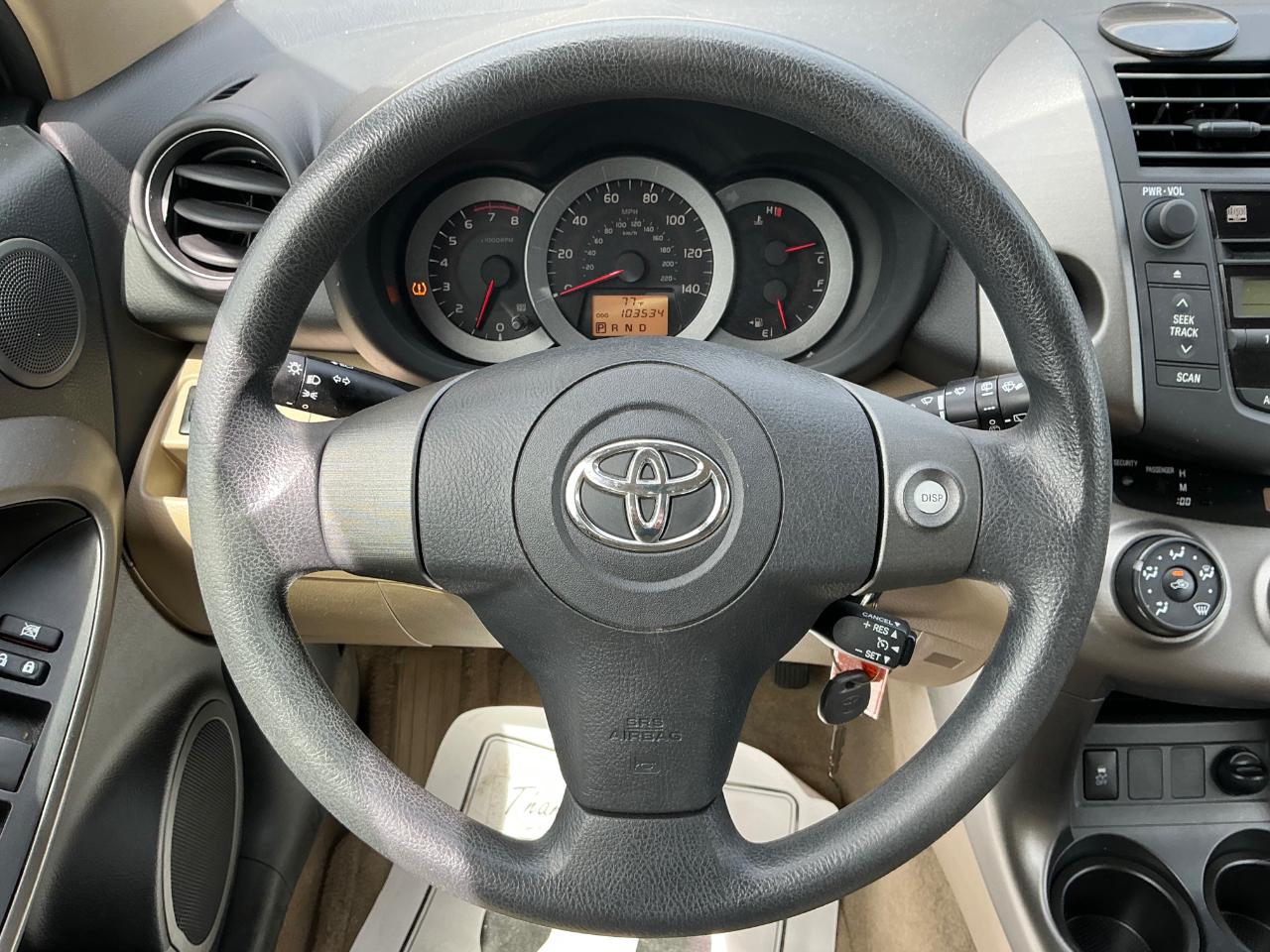 Toyota RAV4 Base I4 4WD 2009