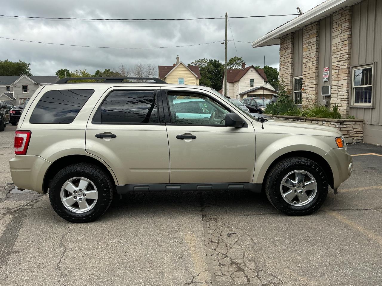 Ford Escape XLT 4WD 2012