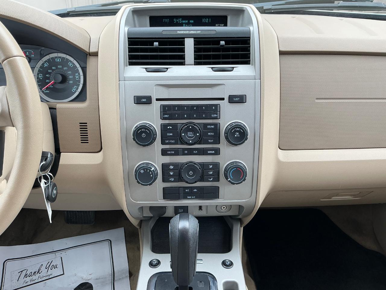 Ford Escape XLT 4WD 2012
