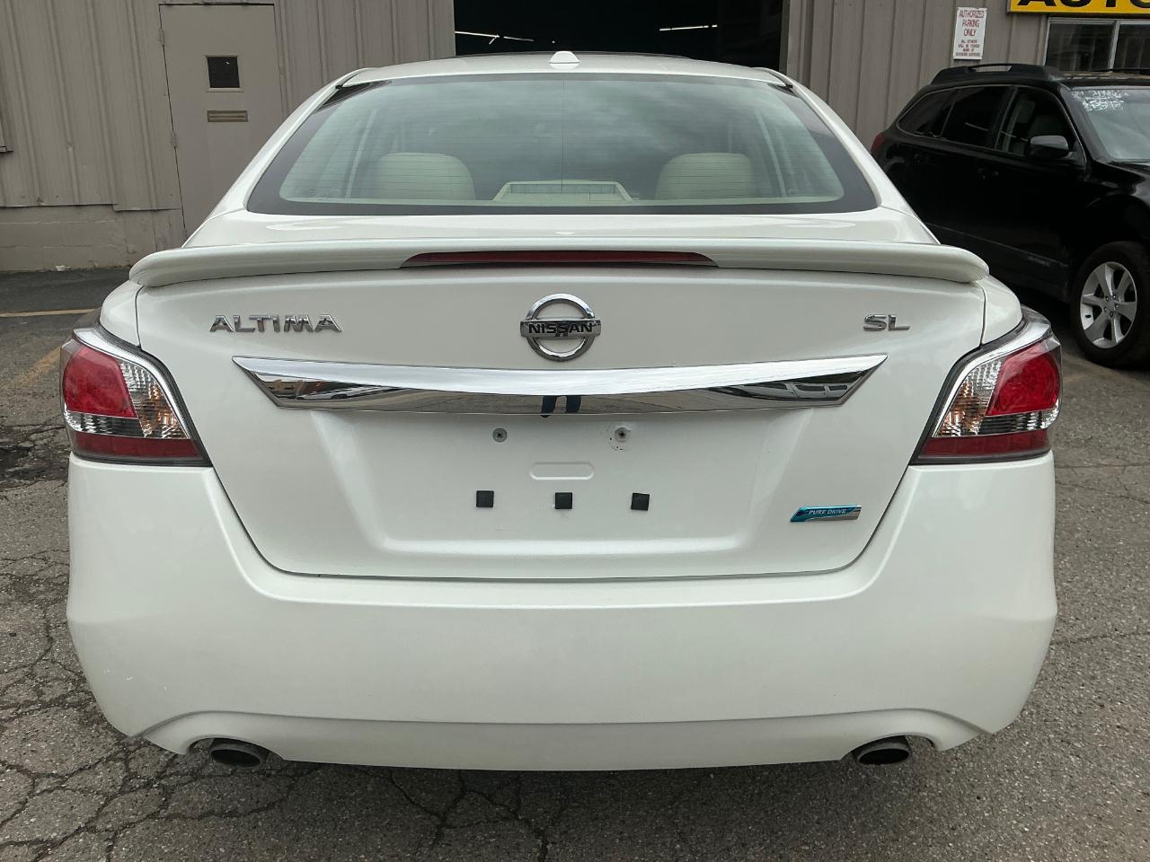 Nissan Altima 2.5 SL 2014