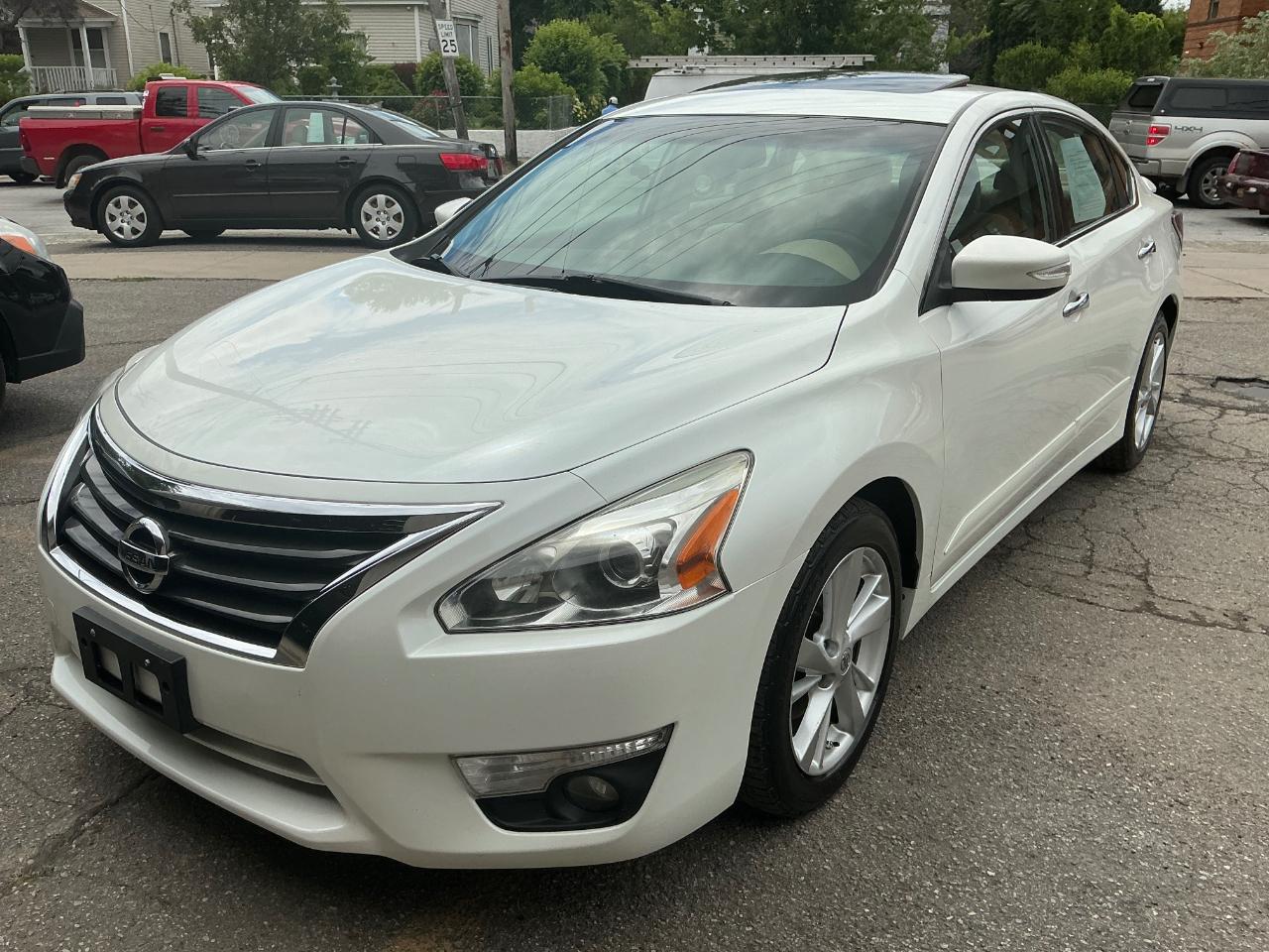 Nissan Altima 2.5 SL 2014