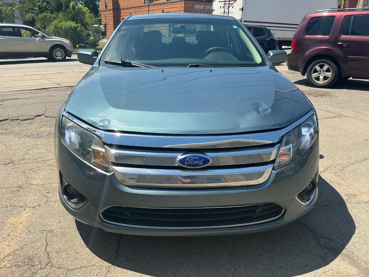 Ford Fusion SE 2012
