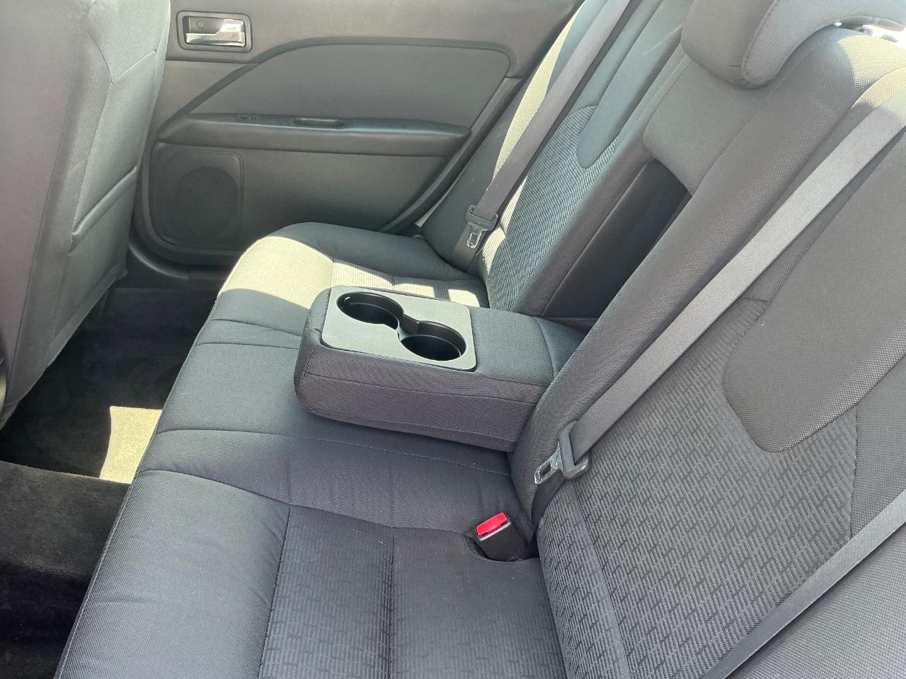 Ford Fusion SE 2012