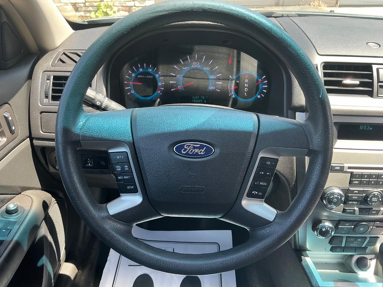 Ford Fusion SE 2012