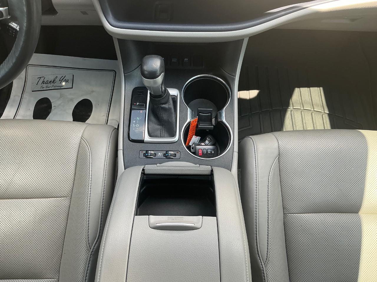 Toyota Highlander Hybrid Limited AWD 2015