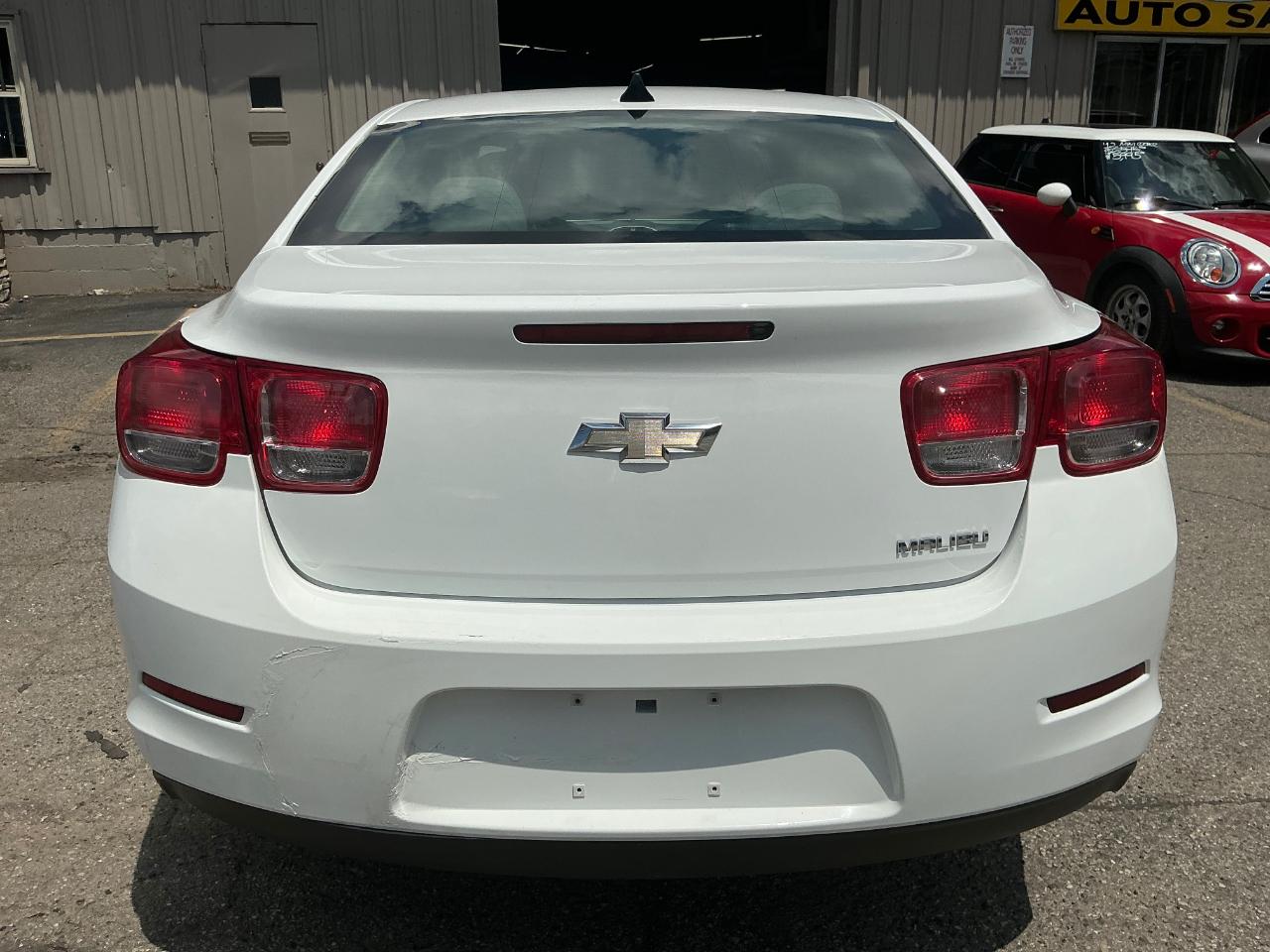 Chevrolet Malibu LS 2013