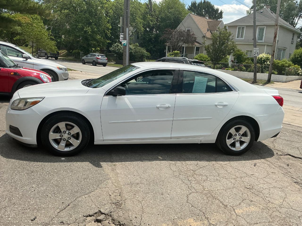 Chevrolet Malibu LS 2013