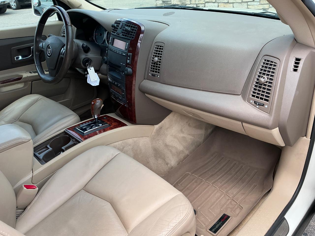 Cadillac SRX V6 2006