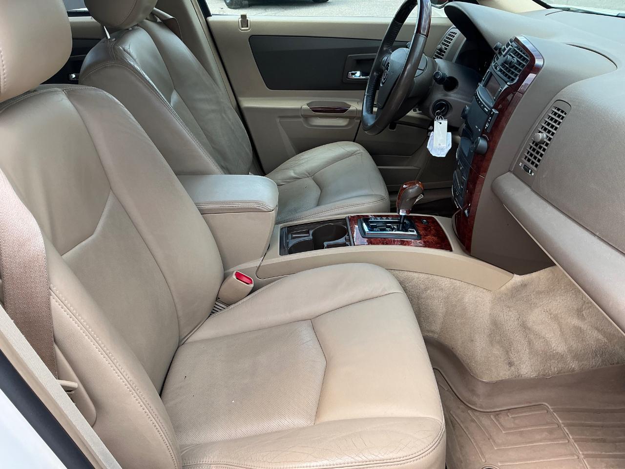 Cadillac SRX V6 2006