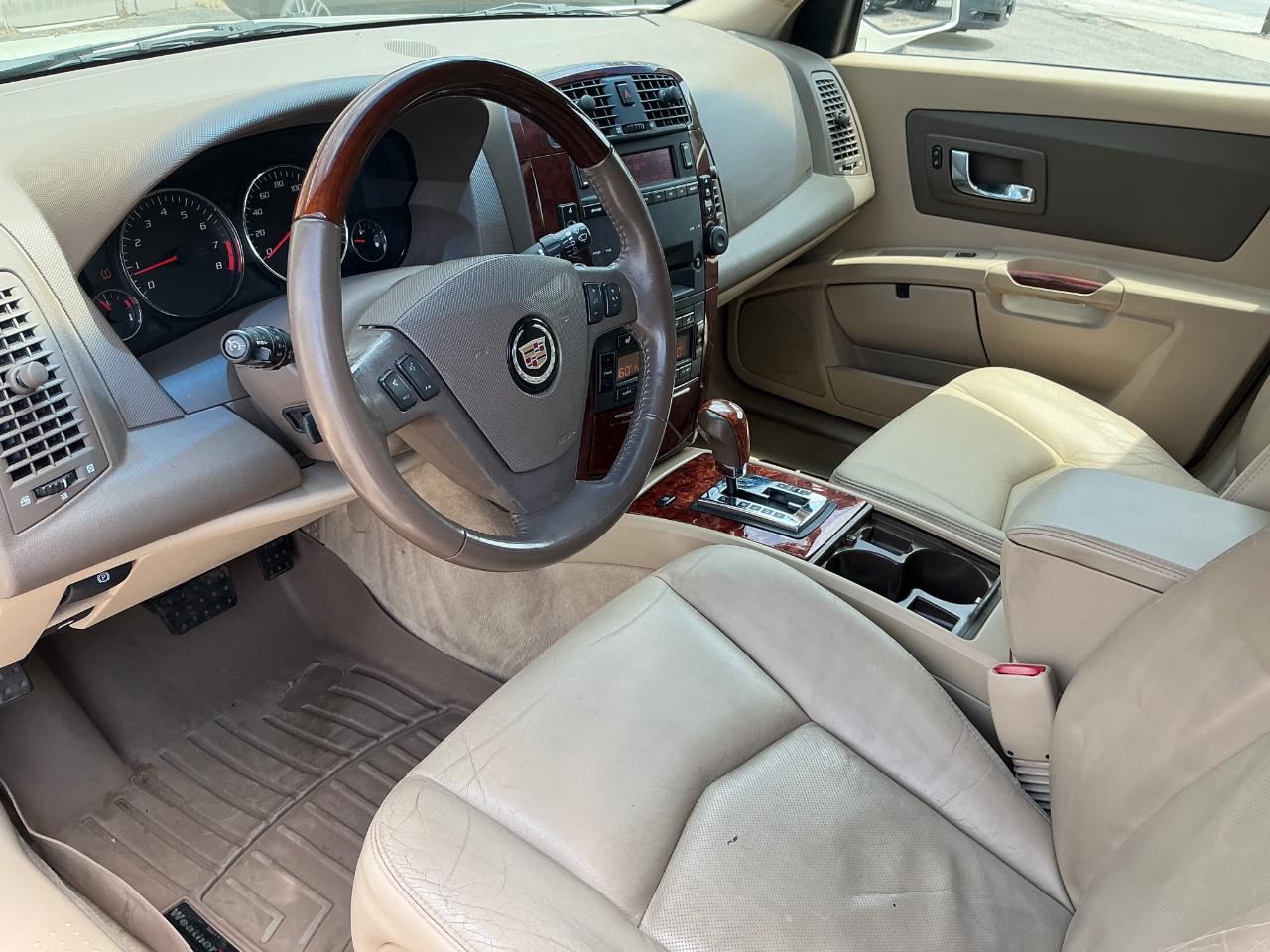 Cadillac SRX V6 2006