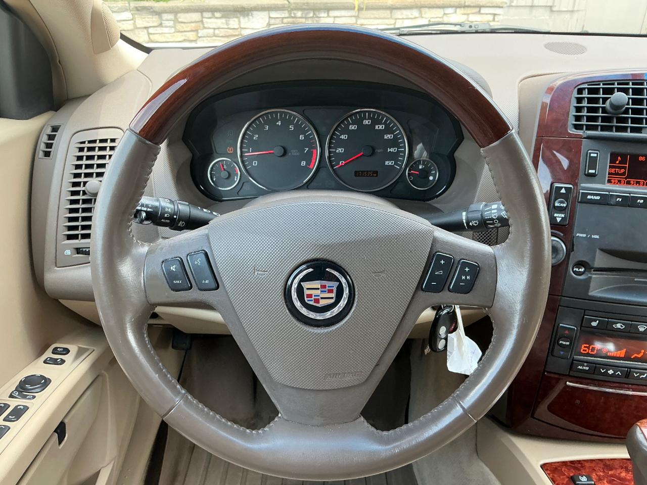 Cadillac SRX V6 2006
