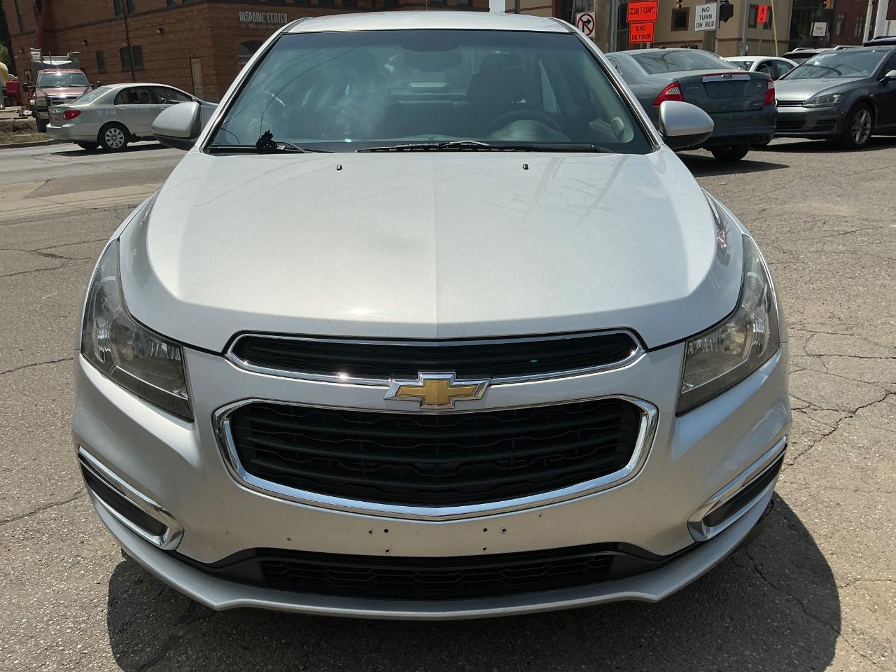 Chevrolet Cruze 1LT Auto 2015