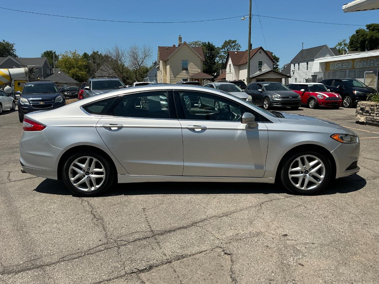 Ford Fusion SE 2016