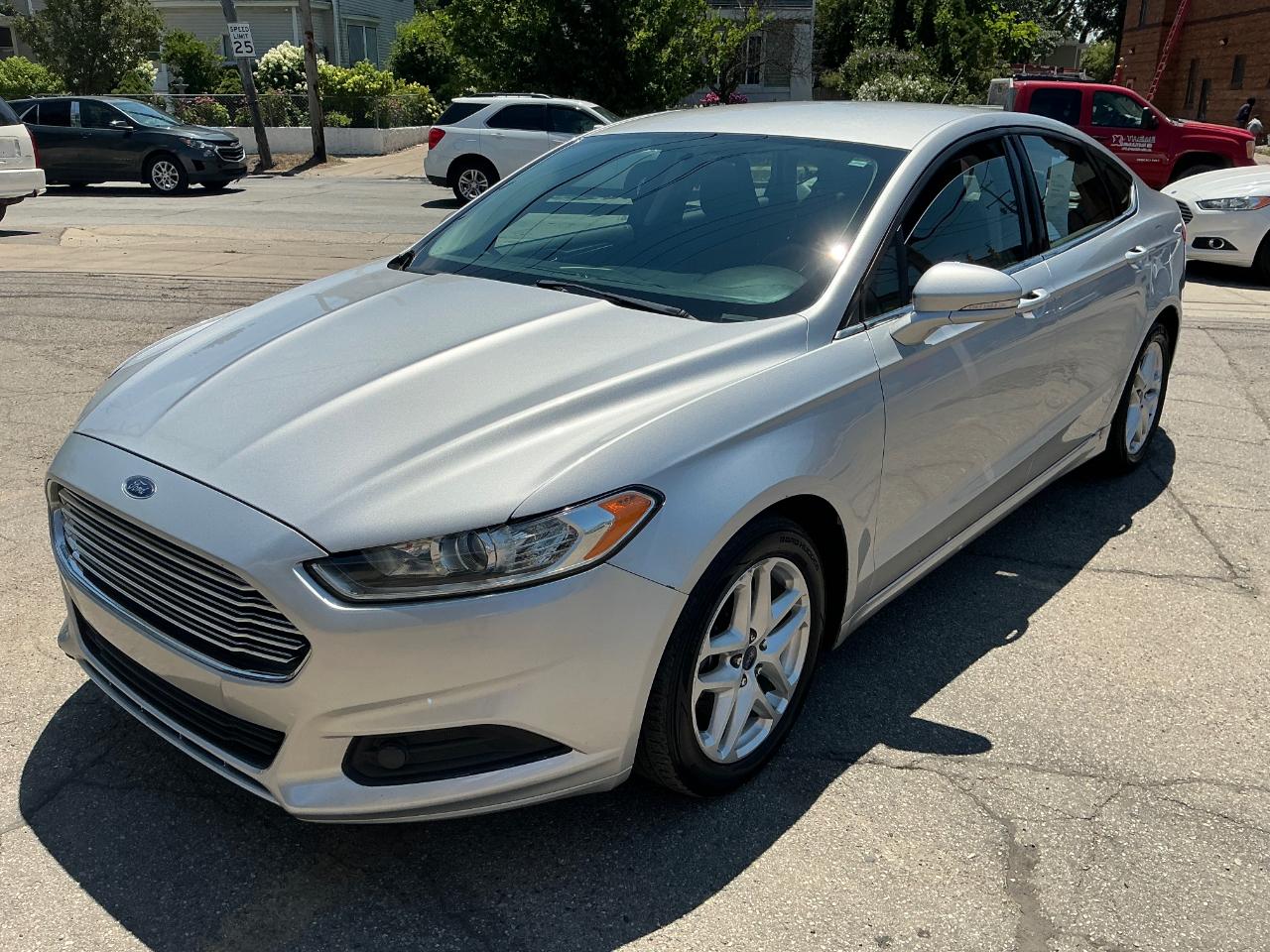 Ford Fusion SE 2016