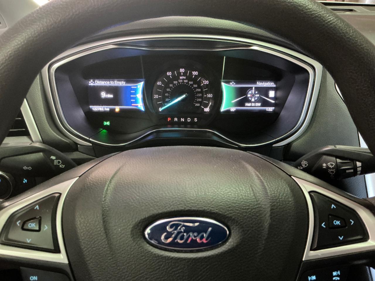 Ford Fusion SE 2016