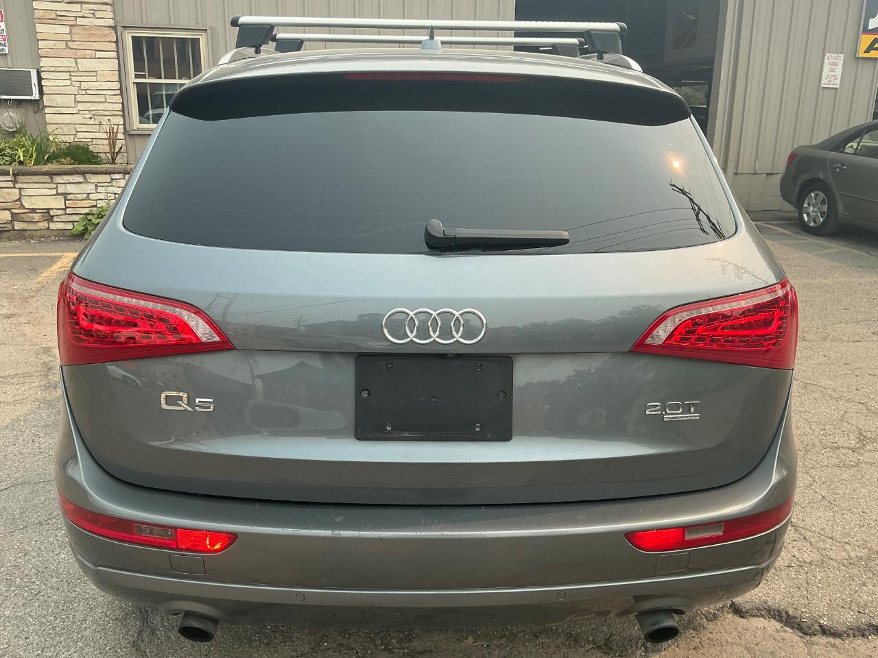 Audi Q5 2.0 quattro Premium 2012