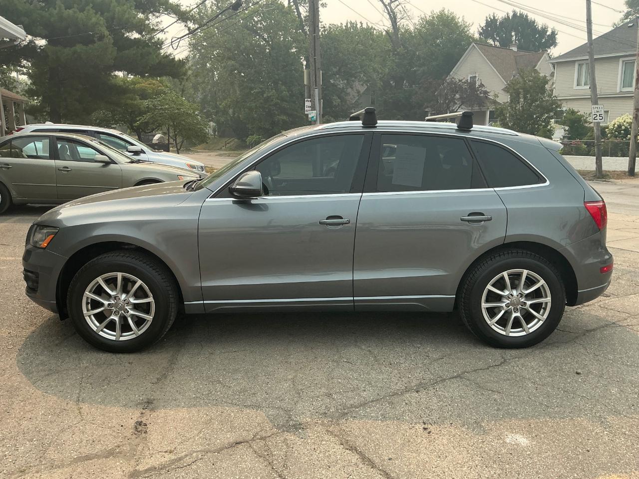 Audi Q5 2.0 quattro Premium 2012
