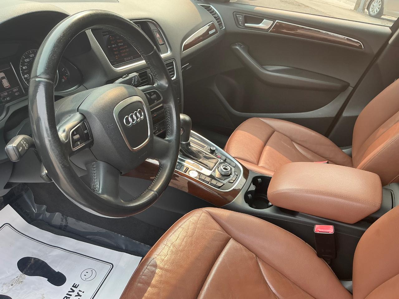 Audi Q5 2.0 quattro Premium 2012
