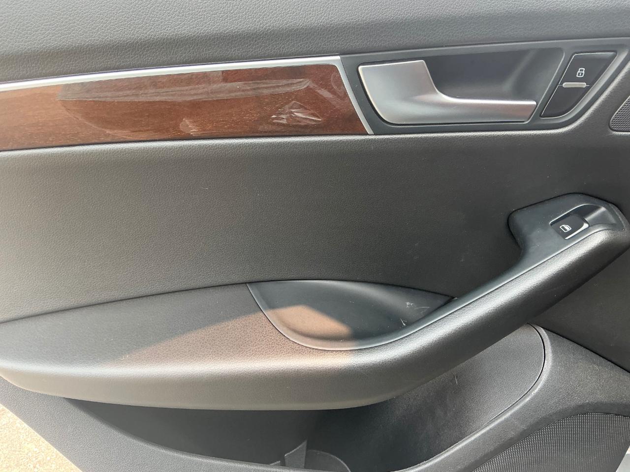 Audi Q5 2.0 quattro Premium 2012