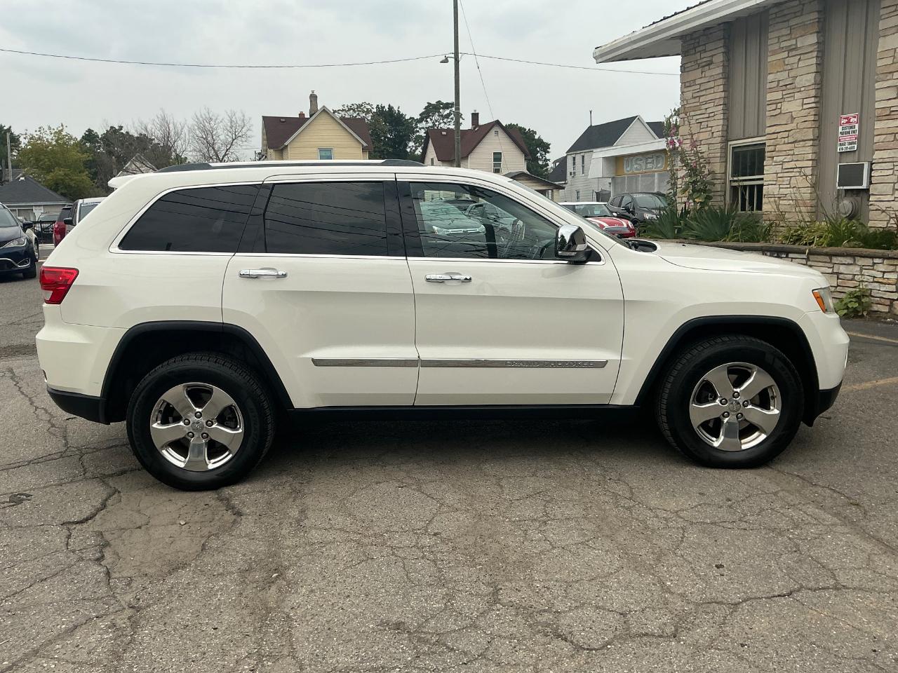 Jeep Grand Cherokee Limited 4WD 2011