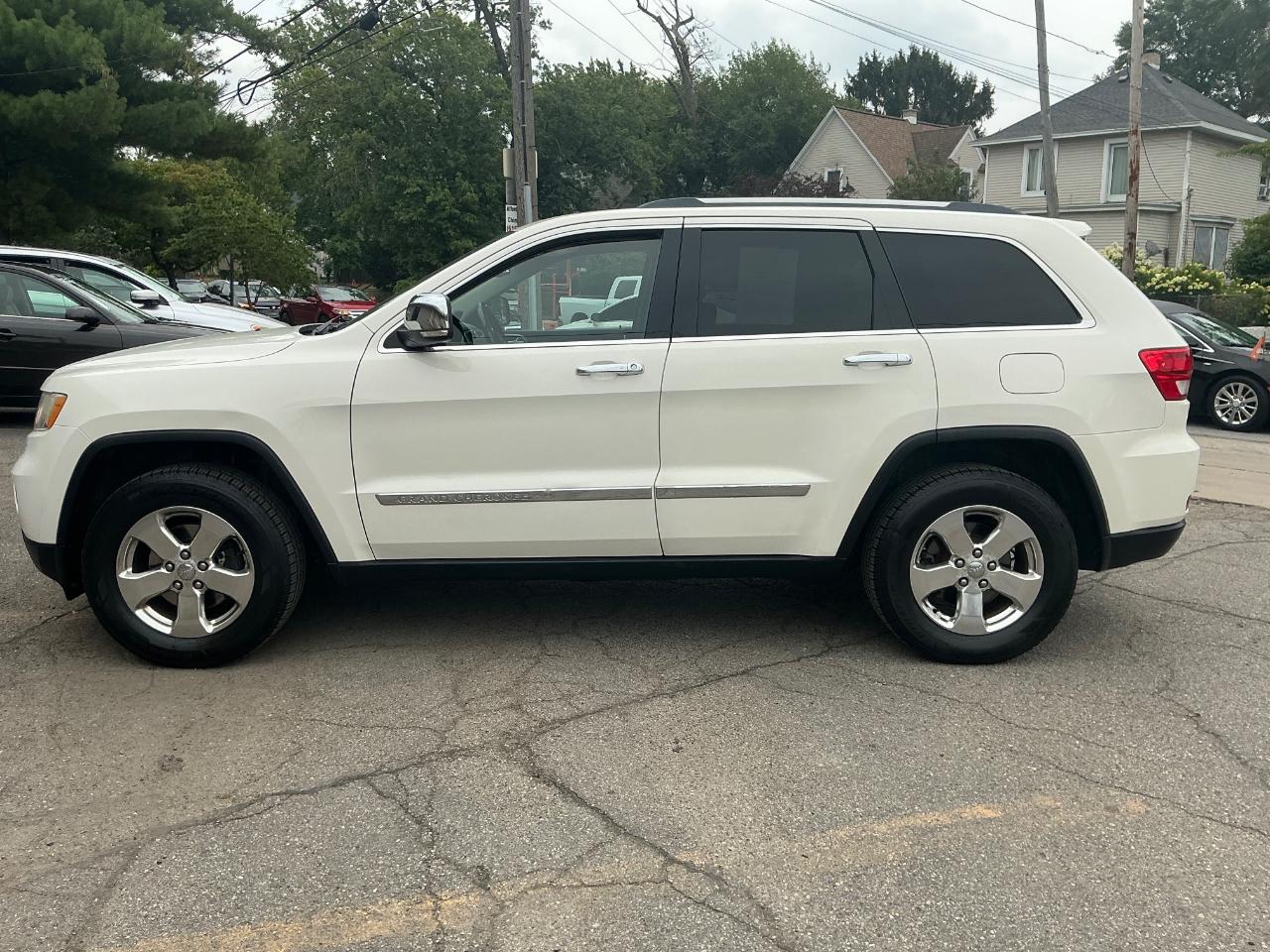 Jeep Grand Cherokee Limited 4WD 2011