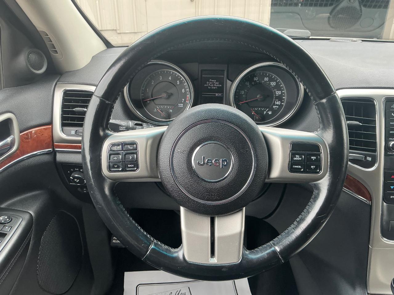 Jeep Grand Cherokee Limited 4WD 2011