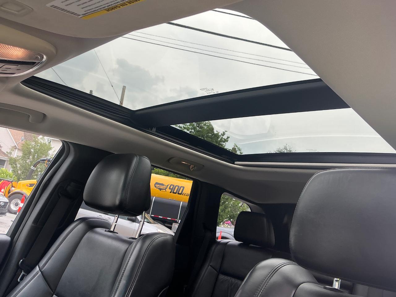 Jeep Grand Cherokee Limited 4WD 2011