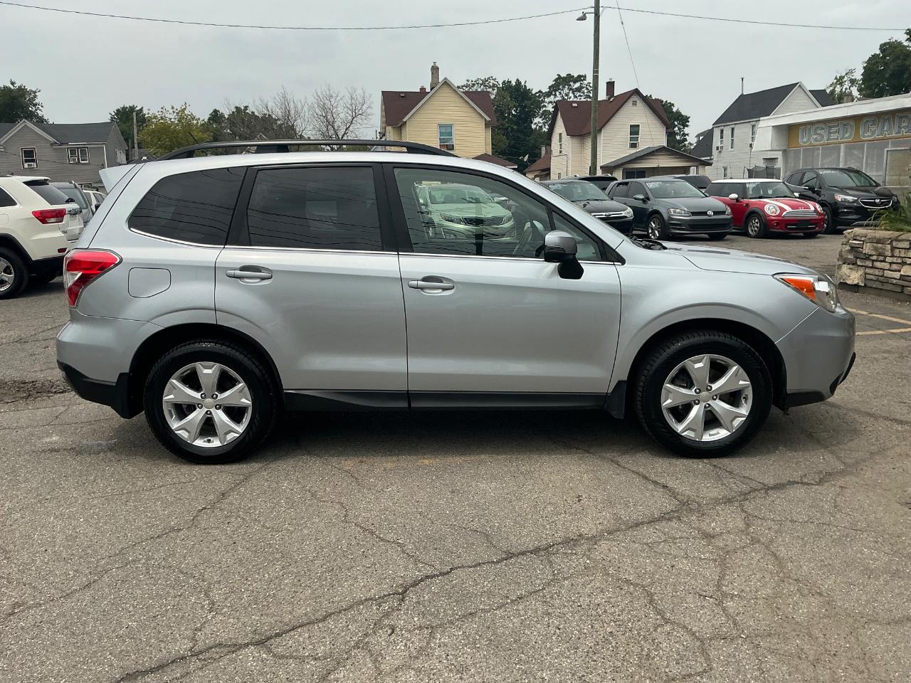 Subaru Forester 2.5i Touring 2014