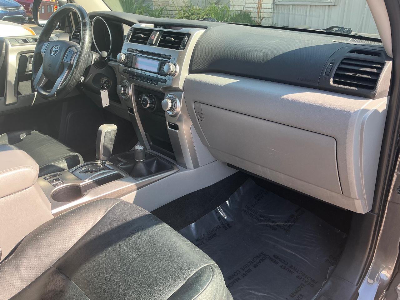 Toyota 4Runner SR5 4WD 2011