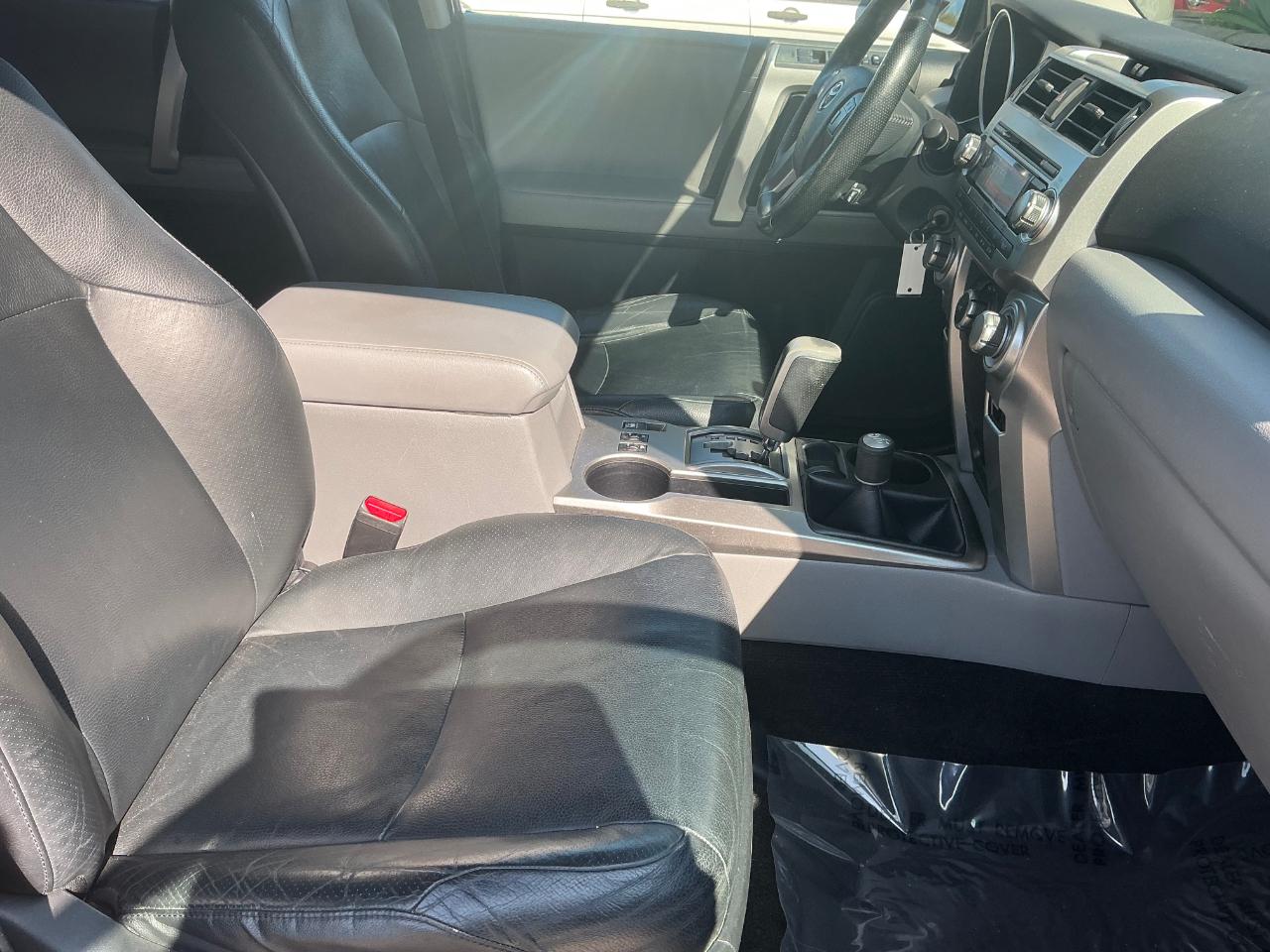 Toyota 4Runner SR5 4WD 2011