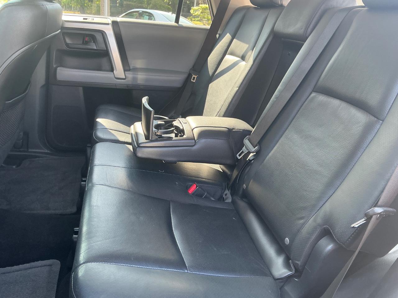 Toyota 4Runner SR5 4WD 2011
