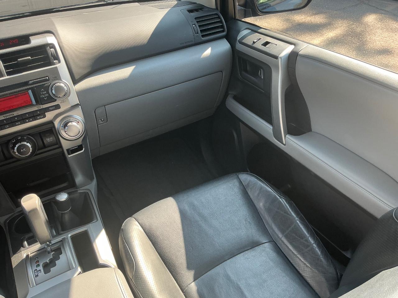 Toyota 4Runner SR5 4WD 2011