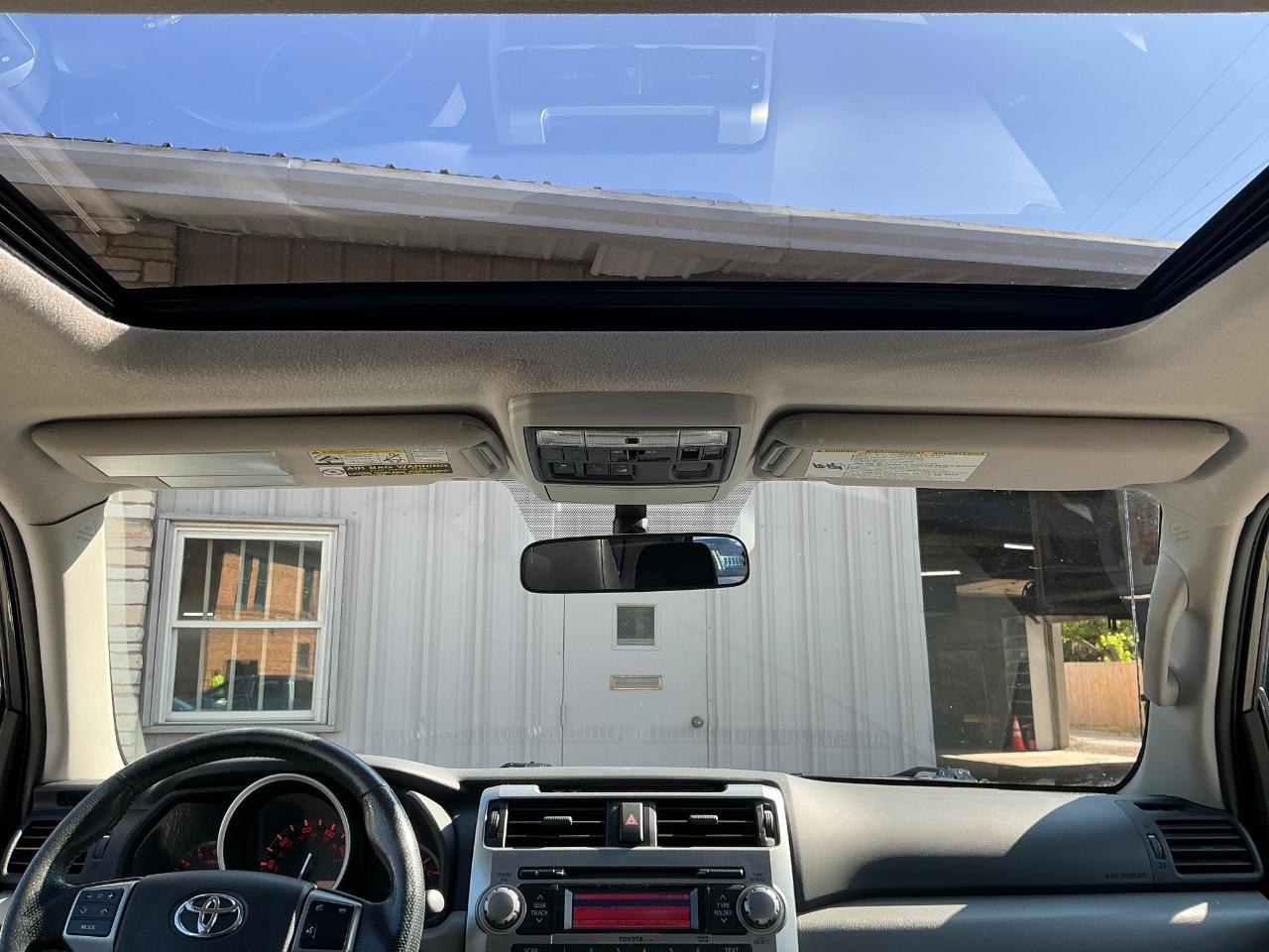 Toyota 4Runner SR5 4WD 2011
