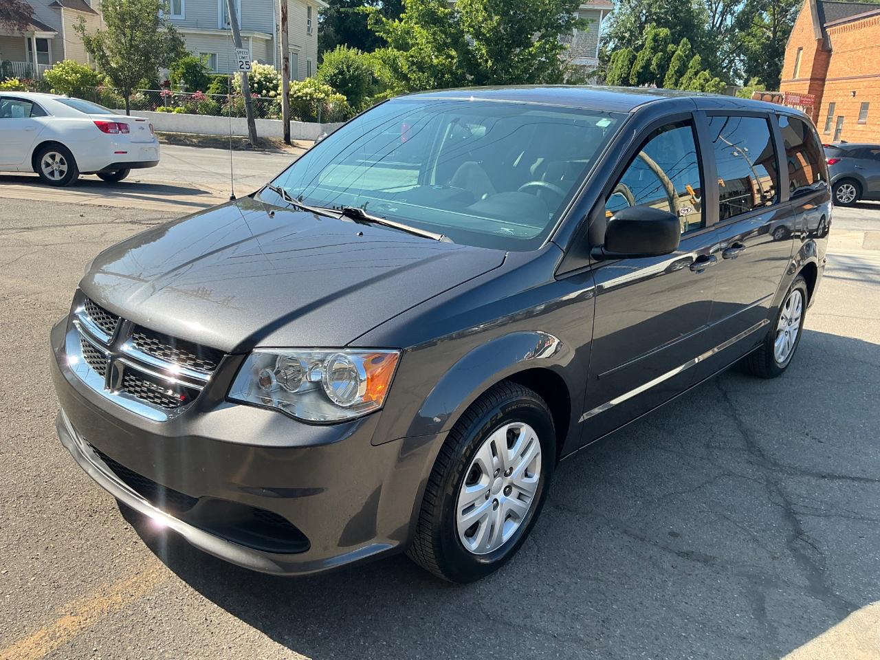 Dodge Grand Caravan SE 2015