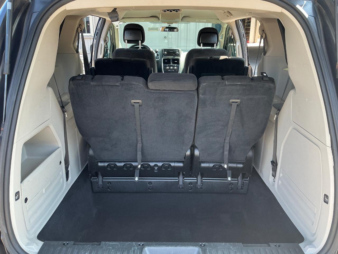 Dodge Grand Caravan SE 2015