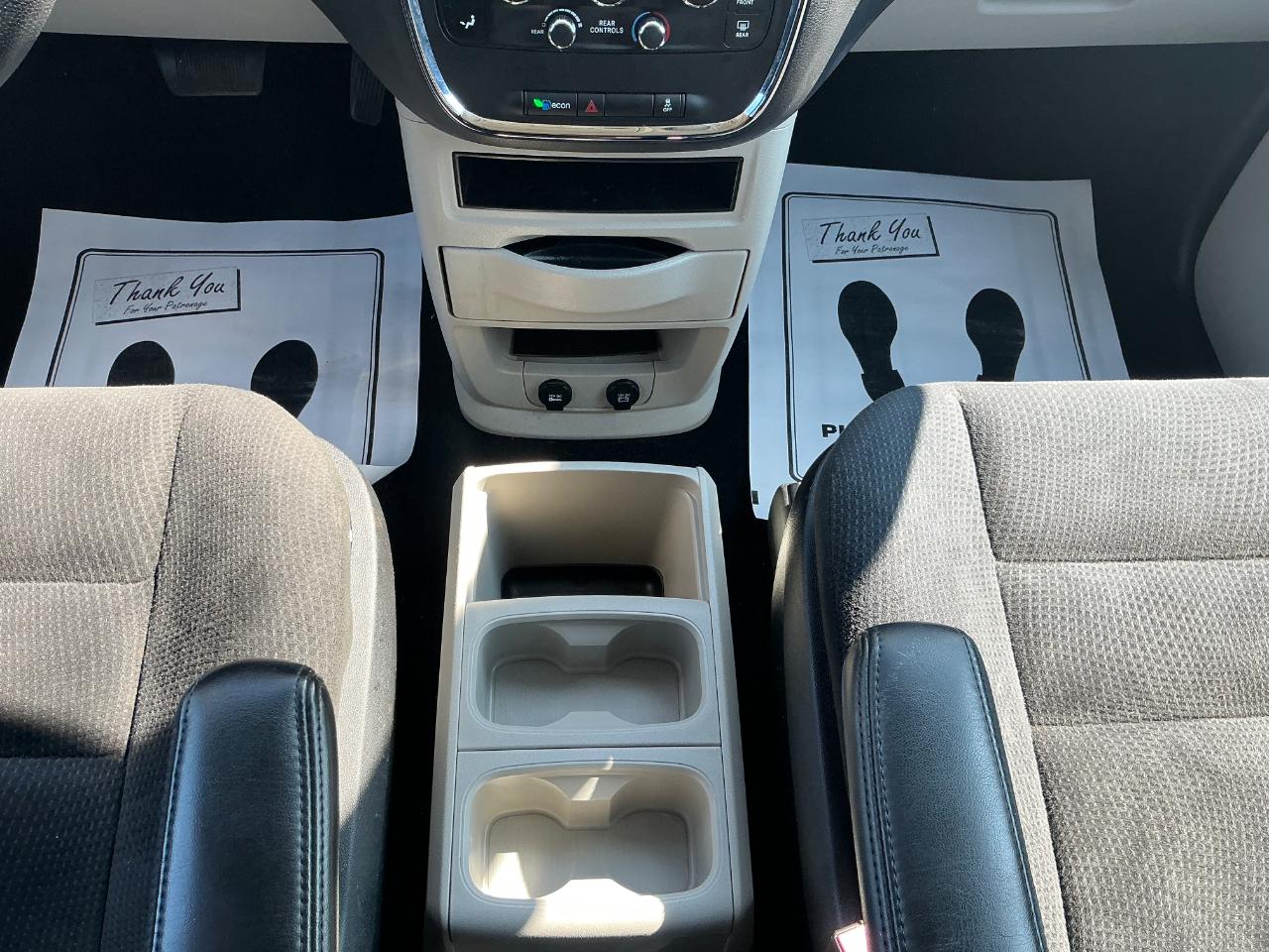 Dodge Grand Caravan SE 2015