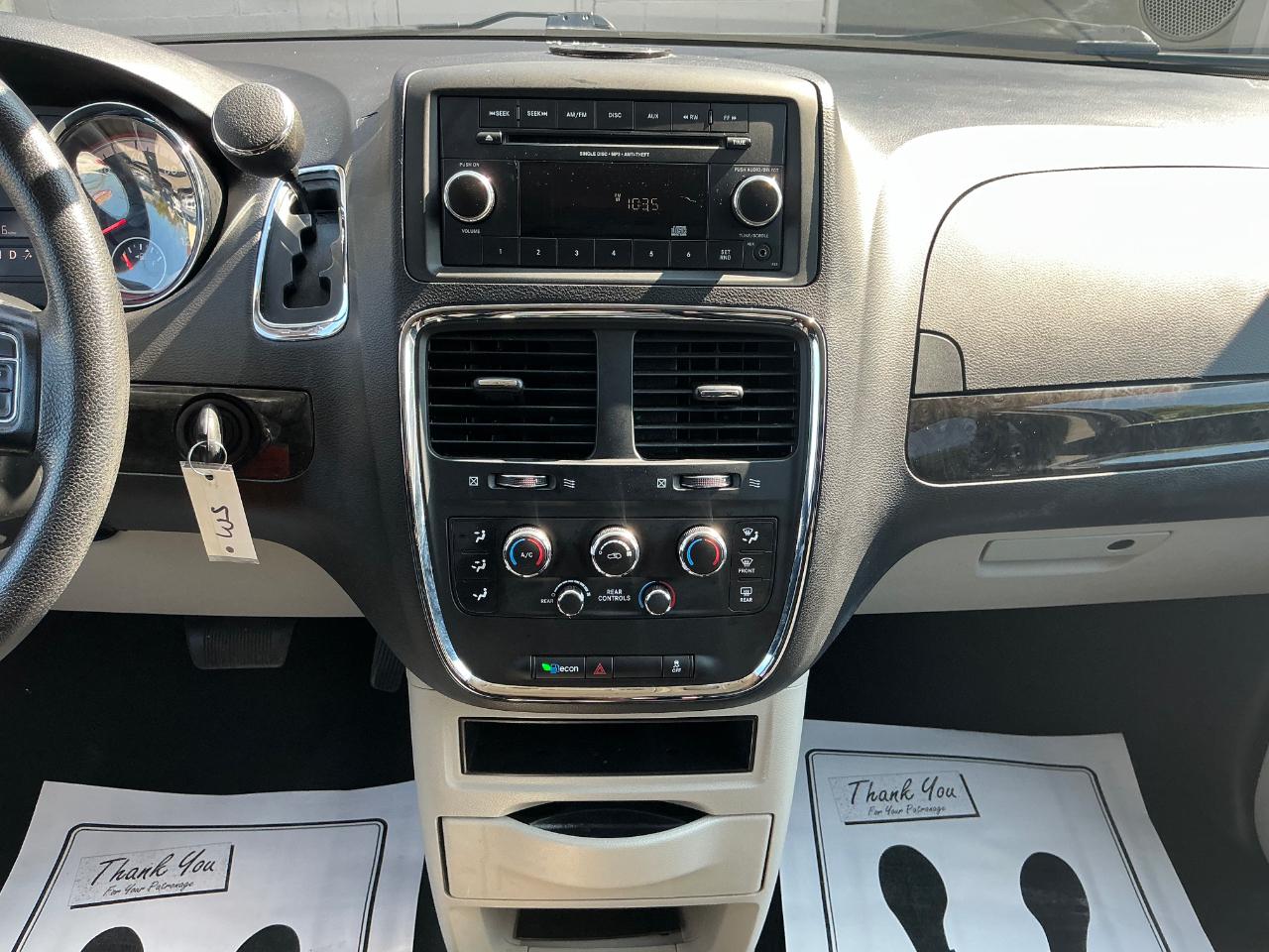 Dodge Grand Caravan SE 2015