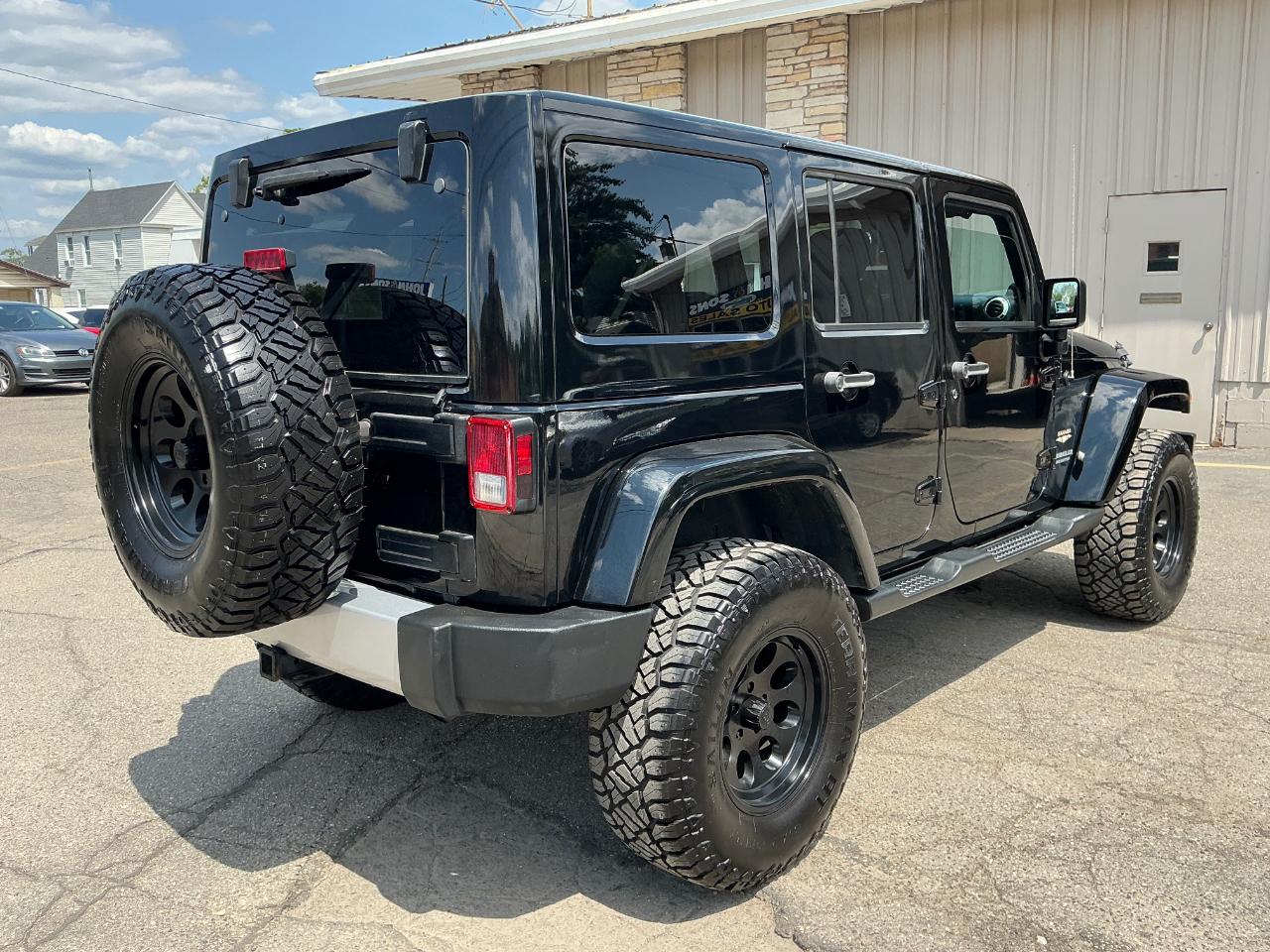 Jeep Wrangler Unlimited Sahara 4WD 2014