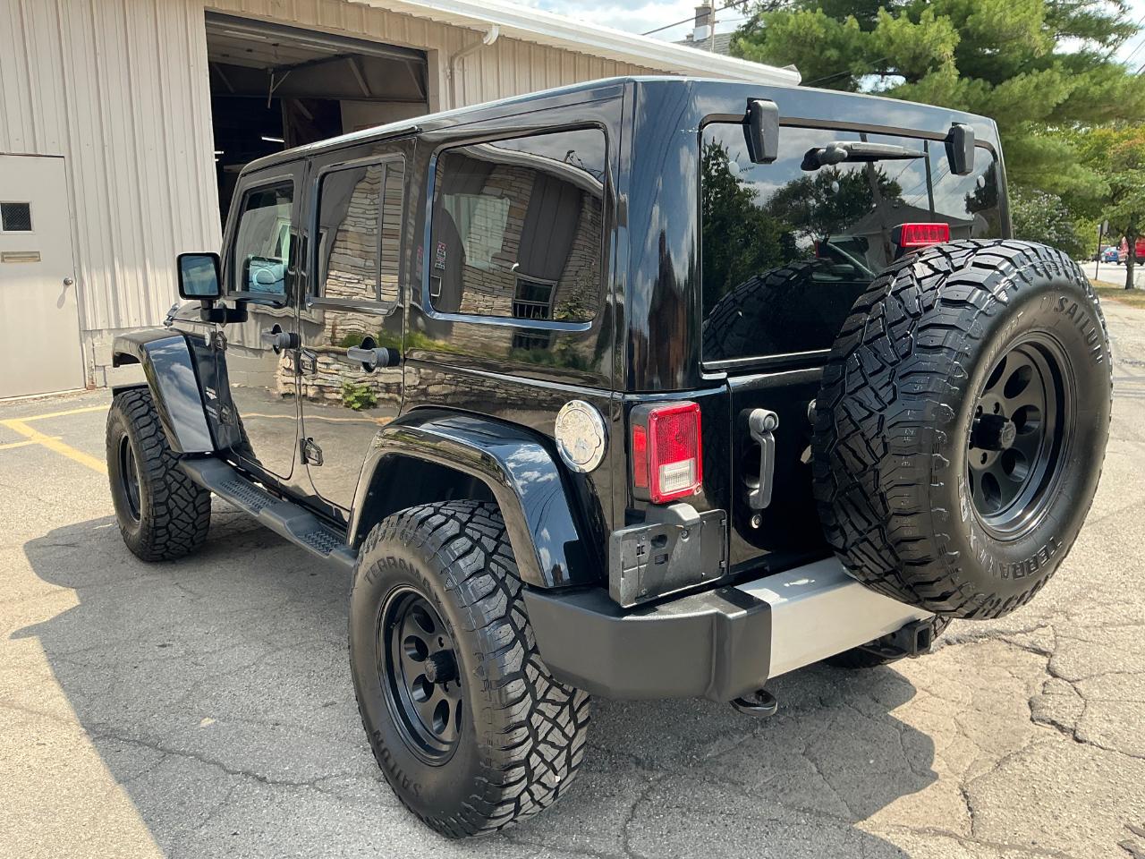 Jeep Wrangler Unlimited Sahara 4WD 2014
