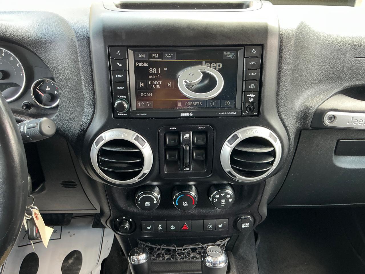 Jeep Wrangler Unlimited Sahara 4WD 2014