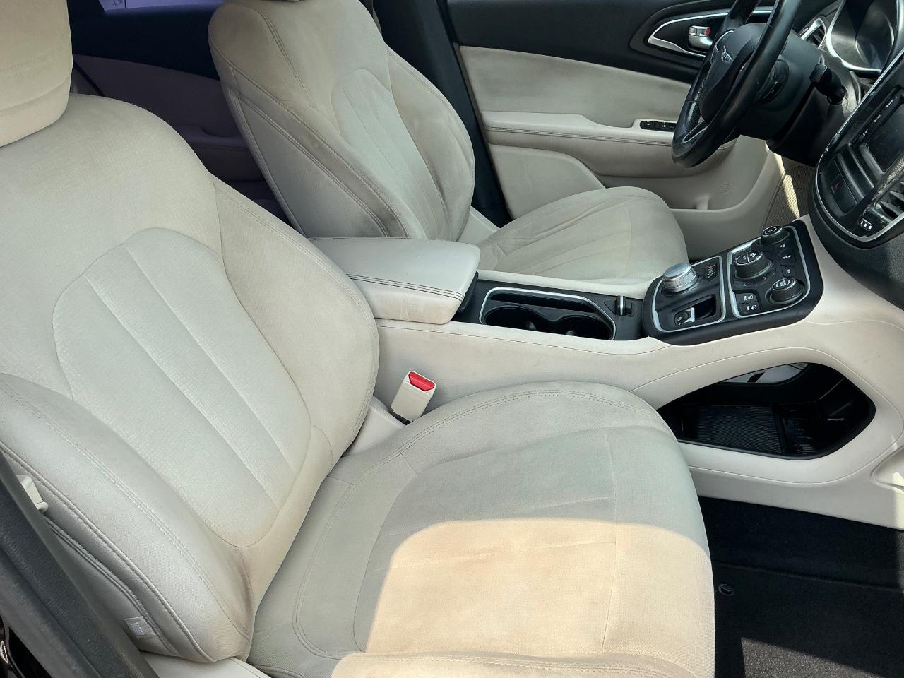 Chrysler 200 Limited 2015