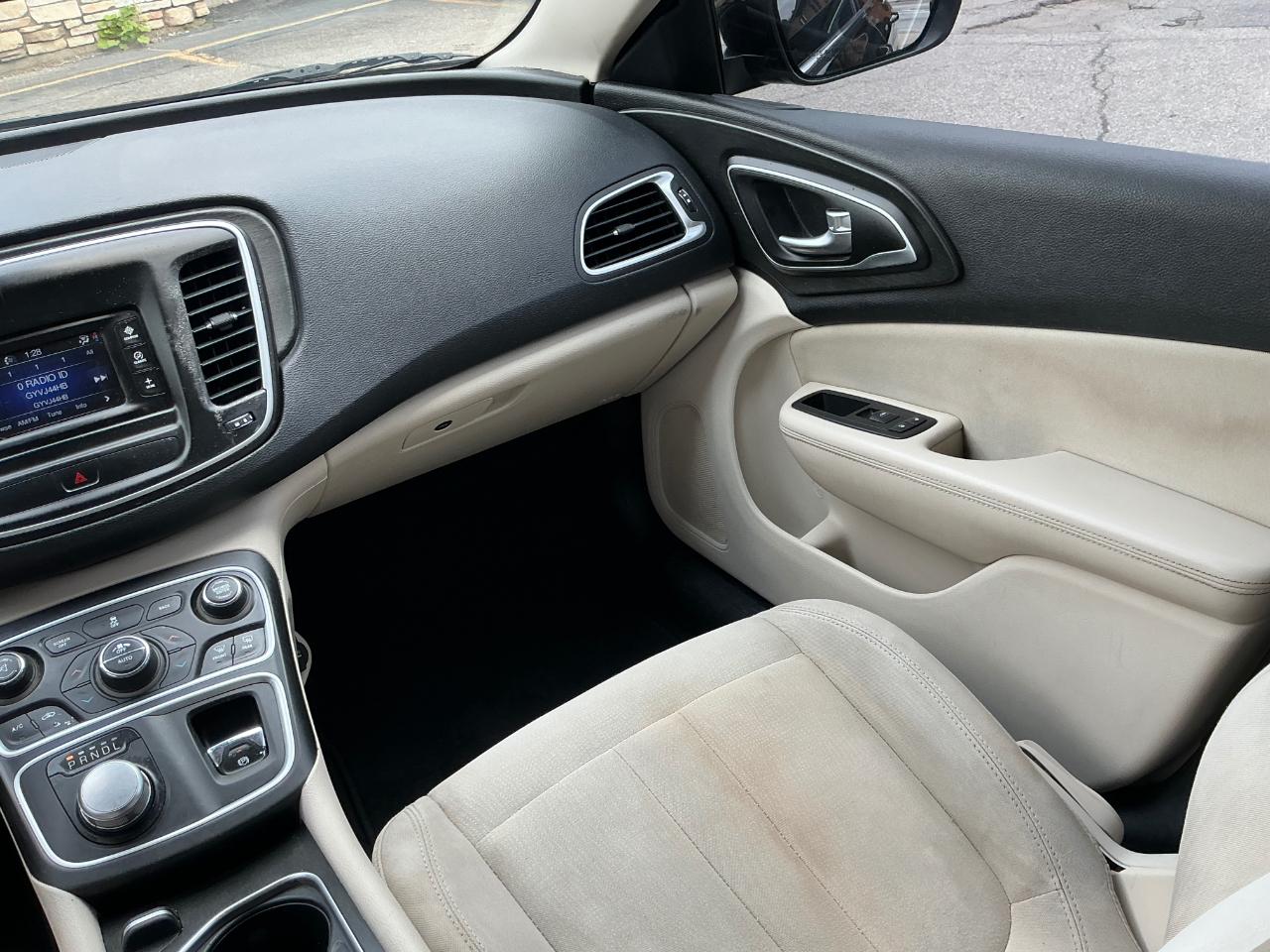 Chrysler 200 Limited 2015