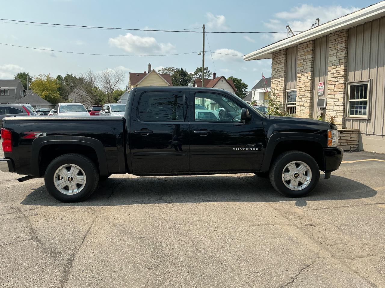 Chevrolet Silverado 1500 LTZ Crew Cab 4WD 2013